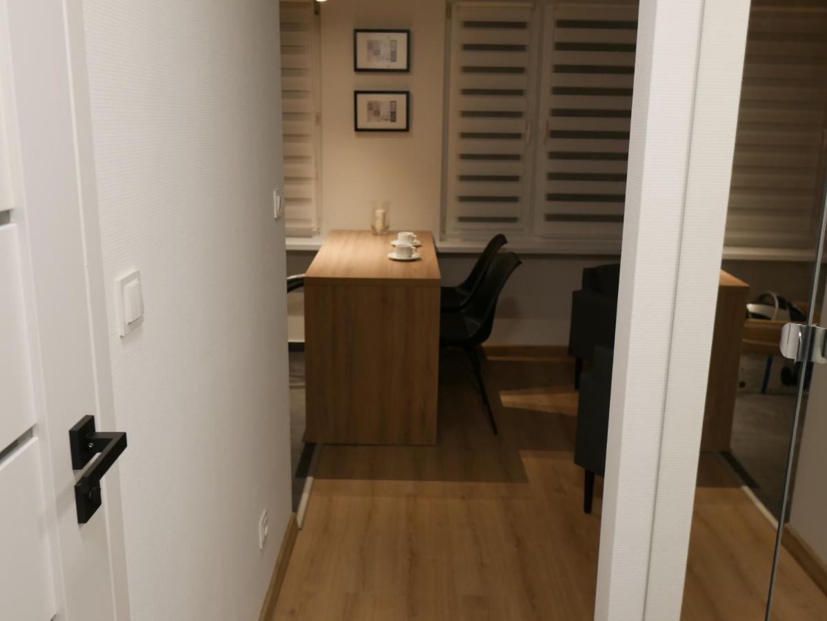 Auschwitz New Flat For Rent Air Conditioning In The Apartament Oswiecim Nowe Mieszkanie - Centrum Klimatyzacja W Mieszkaniu Appartement Buitenkant foto